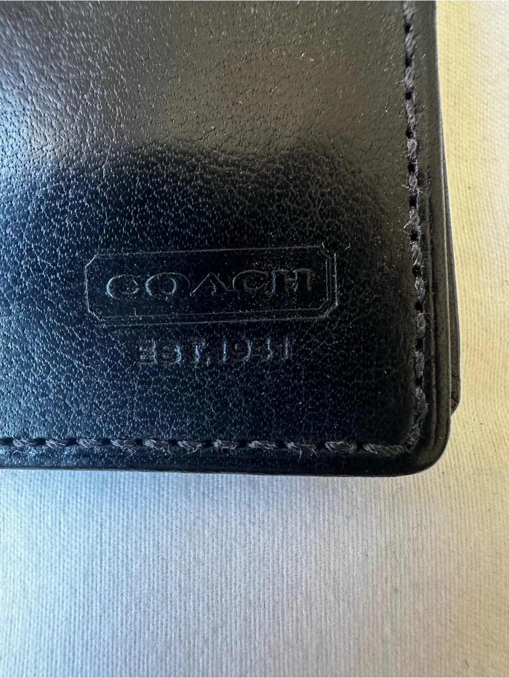 Coach Black Leather BiFold Wallet Men’s ID Window Card Holder Billfold